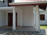 House for sale in Ja-ela