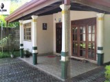 House for sale from Ganemulla town