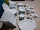 Porcelain square shaped and circle Plates in various designs