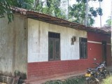 Land with House for Sale in Aguruwalla