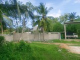 Residential Land with a big house for sale from Tangalla