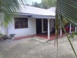 Land and House for sale from Athurugiriya
