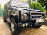 Land Rover Defender 2010 (Used)